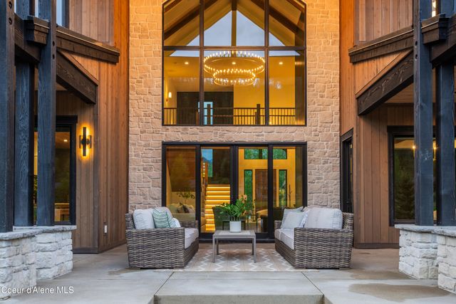 12 Alpenrose LN, Sandpoint, ID 83864