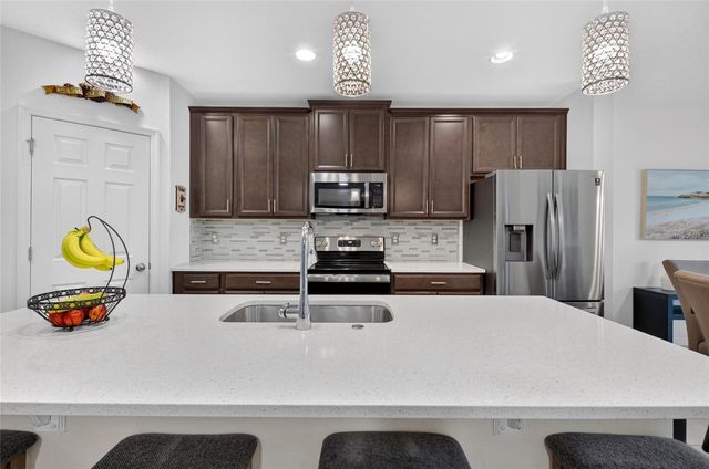 1181 STRATTON AVENUE, Groveland, FL 34736