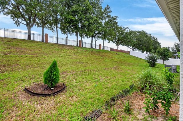 1181 STRATTON AVENUE, Groveland, FL 34736