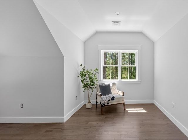 32 Mendon St, Upton, MA 01568