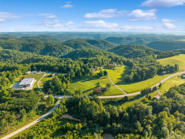 69 Hill Crest Lane, Wellington, KY 40387