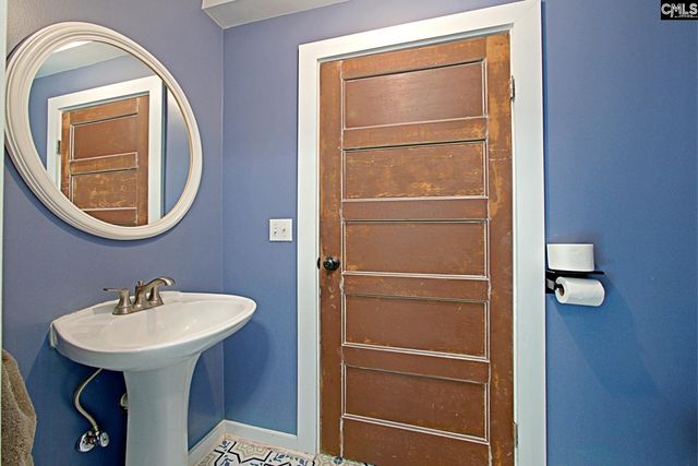 2311 Congaree Dr, Cayce, SC 29033