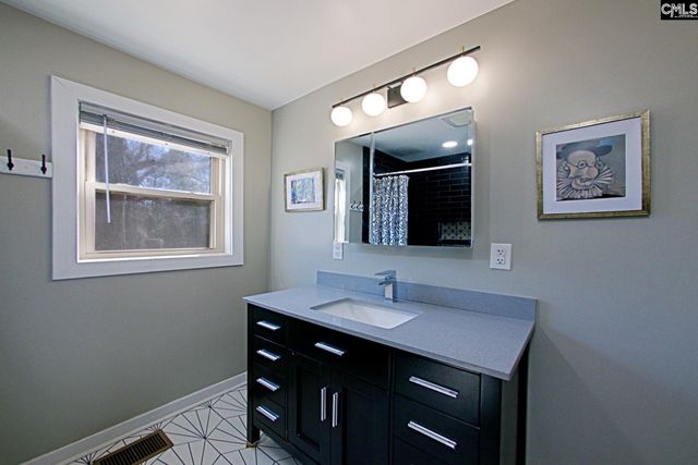 2311 Congaree Dr, Cayce, SC 29033