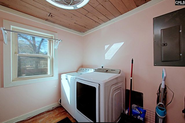 2311 Congaree Dr, Cayce, SC 29033