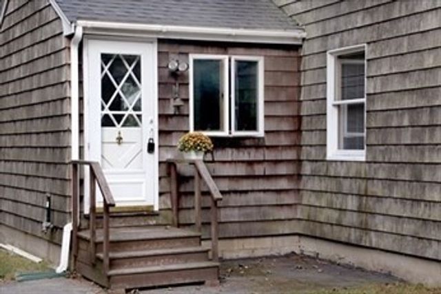 37 Eames St, North Reading, MA 01864