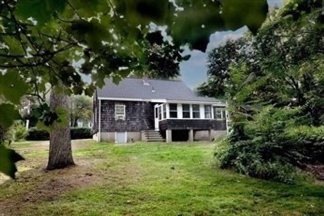 37 Eames St, North Reading, MA 01864