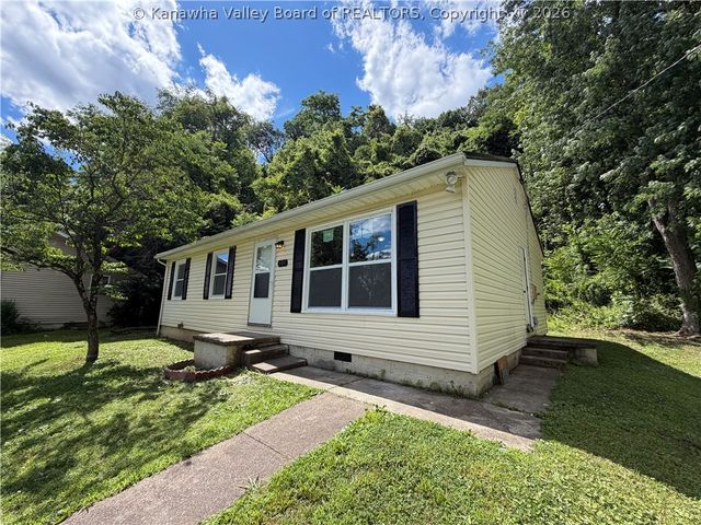 807 Dutch Hollow Road, Dunbar, WV 25064