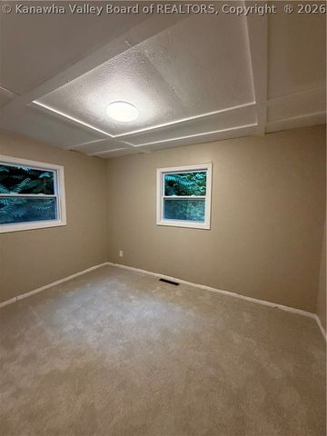 807 Dutch Hollow Road, Dunbar, WV 25064