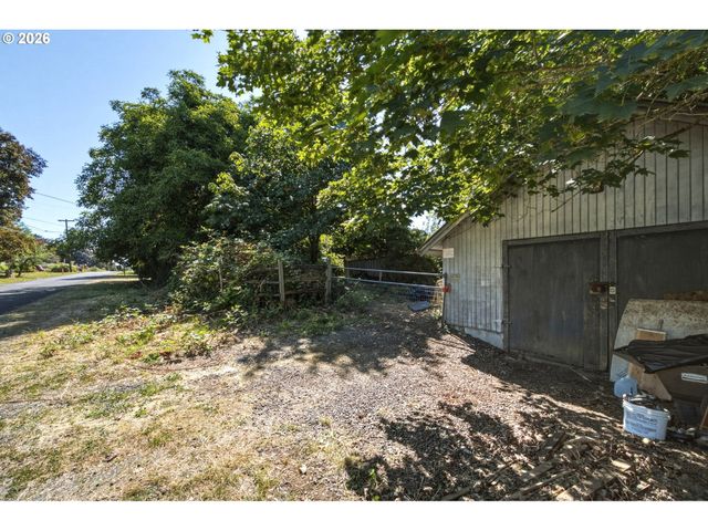 27508 Se CARL St, Gresham, OR 97080
