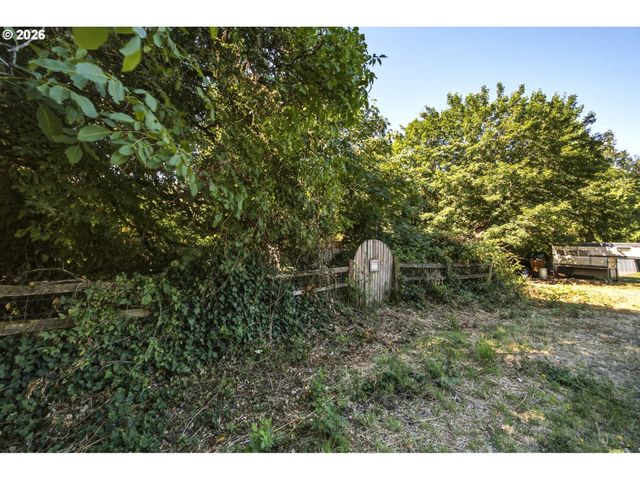 27508 Se CARL St, Gresham, OR 97080