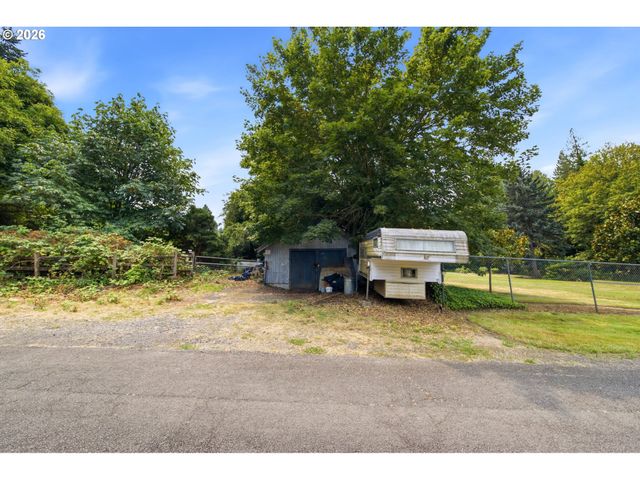 27508 Se CARL St, Gresham, OR 97080