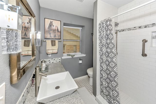 2304 Oakmont Drive, Bedford, TX 76022