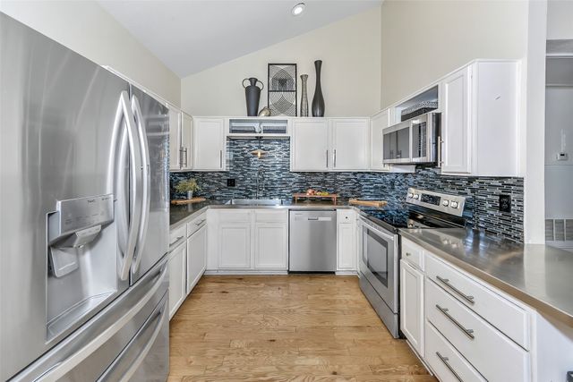 2304 Oakmont Drive, Bedford, TX 76022