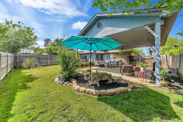 2304 Oakmont Drive, Bedford, TX 76022