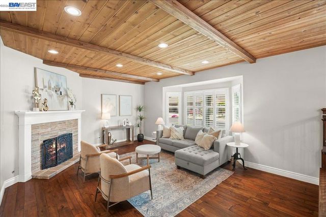 1784 Creek Rd, Livermore, CA 94550