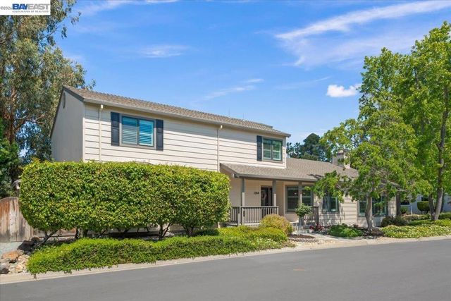 1784 Creek Rd, Livermore, CA 94550