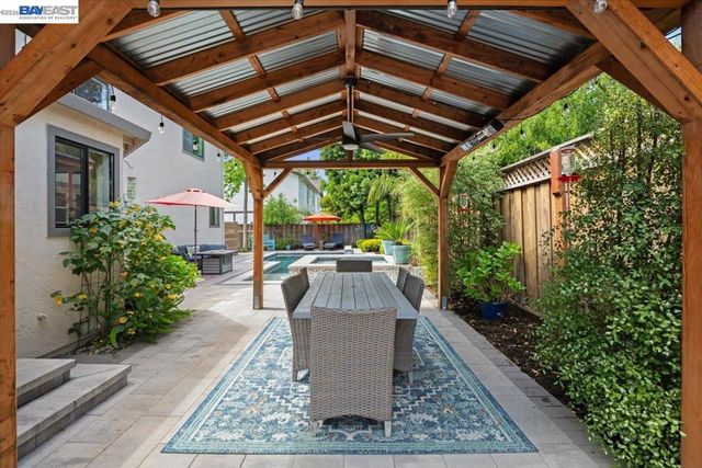 1784 Creek Rd, Livermore, CA 94550