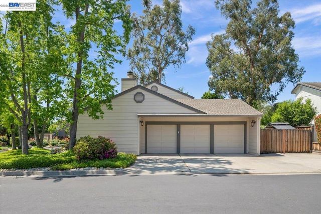 1784 Creek Rd, Livermore, CA 94550