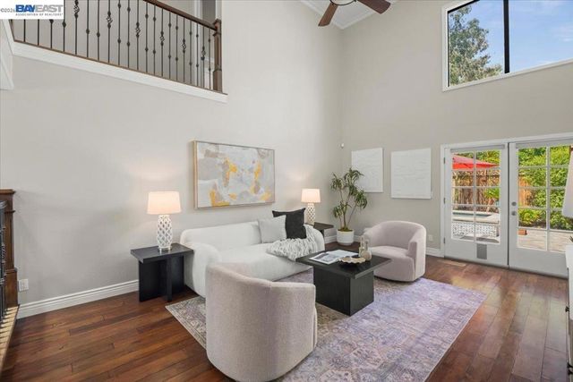 1784 Creek Rd, Livermore, CA 94550