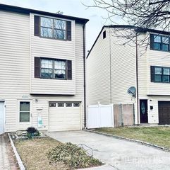 13 Essesx Street, Carteret, NJ 07008