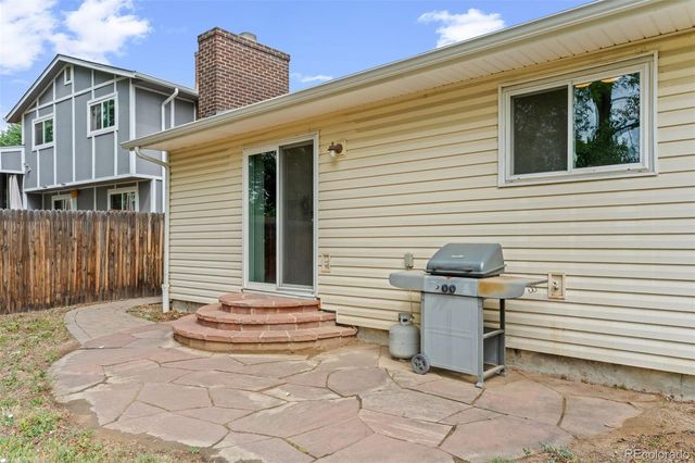 9424 W 75th Way, Arvada, CO 80005
