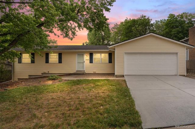 9424 W 75th Way, Arvada, CO 80005