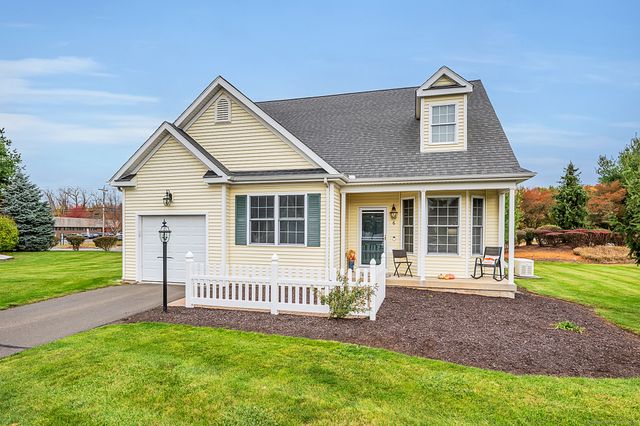 6 Strawberry Lane 6, East Hartford, CT 06118