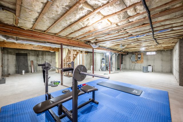 6 Strawberry Lane 6, East Hartford, CT 06118