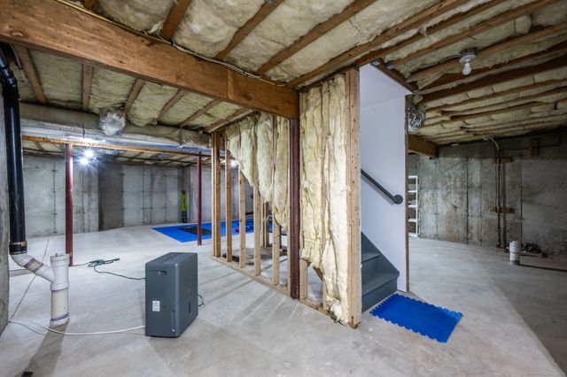 6 Strawberry Lane 6, East Hartford, CT 06118