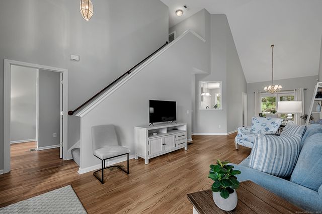 6 Strawberry Lane 6, East Hartford, CT 06118