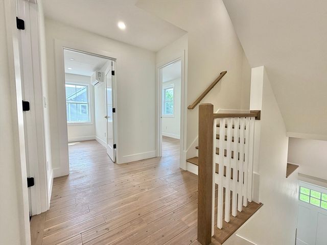 20 Broad St 5, Medway, MA 02053