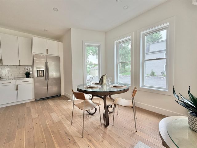 20 Broad St 5, Medway, MA 02053
