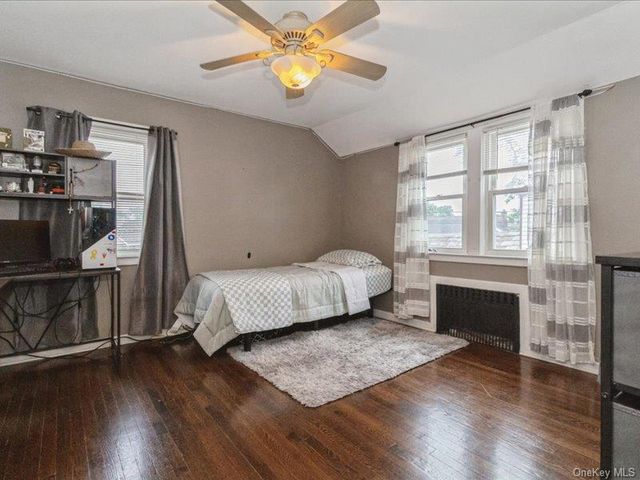 167 Lakeview Ave, Lynbrook, NY 11563