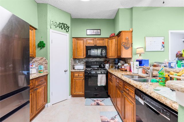 10502 Crescent Moon Drive, Houston, TX 77064