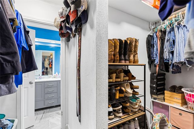 10502 Crescent Moon Drive, Houston, TX 77064