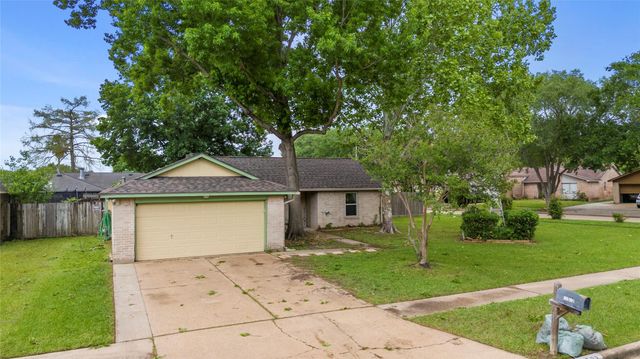 10502 Crescent Moon Drive, Houston, TX 77064