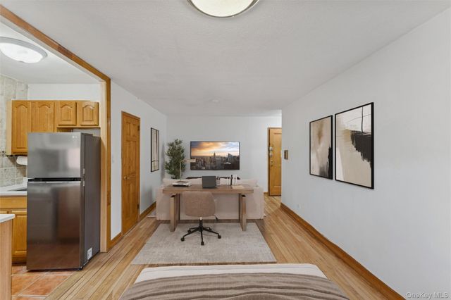 33-35 81 Street 4A, Jackson Heights, NY 11372