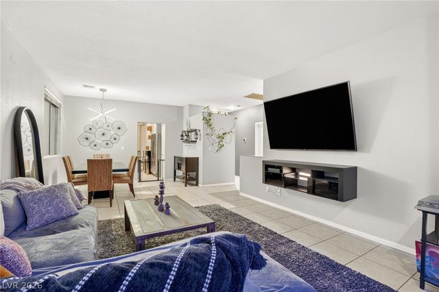 9539 Windborne Avenue, Las Vegas, NV 89147