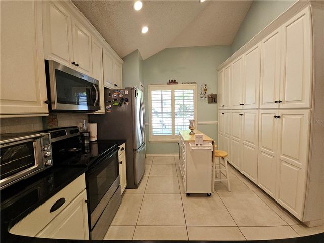 2952 SHANNON CIRCLE, Palm Harbor, FL 34684