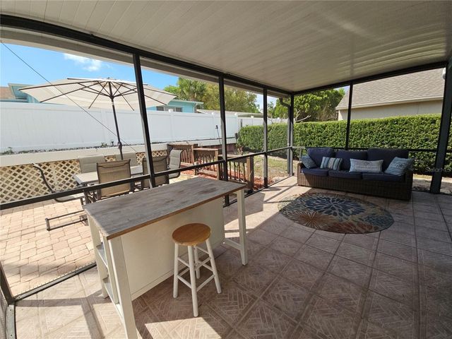 2952 SHANNON CIRCLE, Palm Harbor, FL 34684