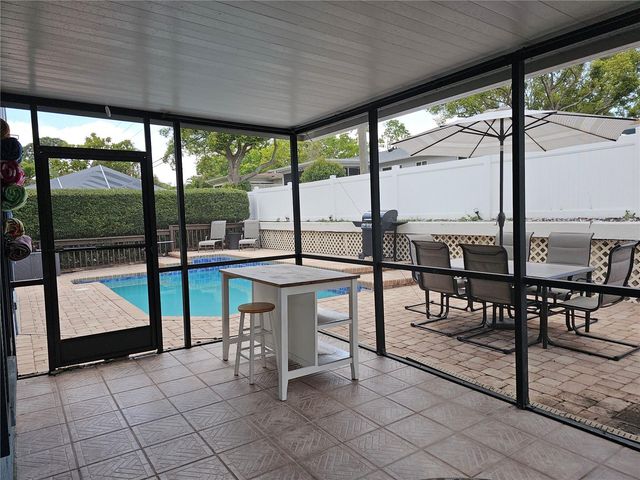 2952 SHANNON CIRCLE, Palm Harbor, FL 34684