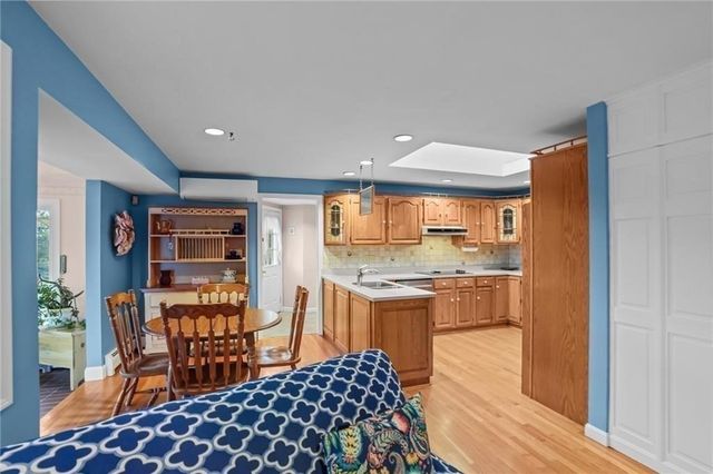 68 Riverscape Lane, Tiverton, RI 02878