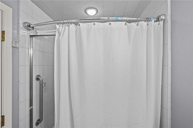 68 Riverscape Lane, Tiverton, RI 02878