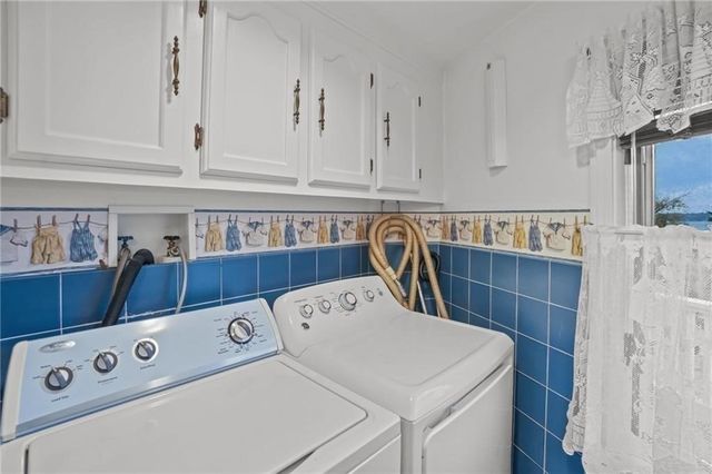 68 Riverscape Lane, Tiverton, RI 02878