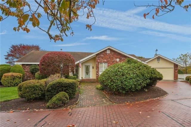 68 Riverscape Lane, Tiverton, RI 02878