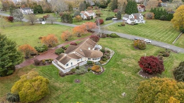 68 Riverscape Lane, Tiverton, RI 02878