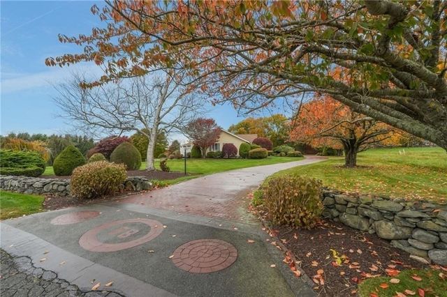 68 Riverscape Lane, Tiverton, RI 02878