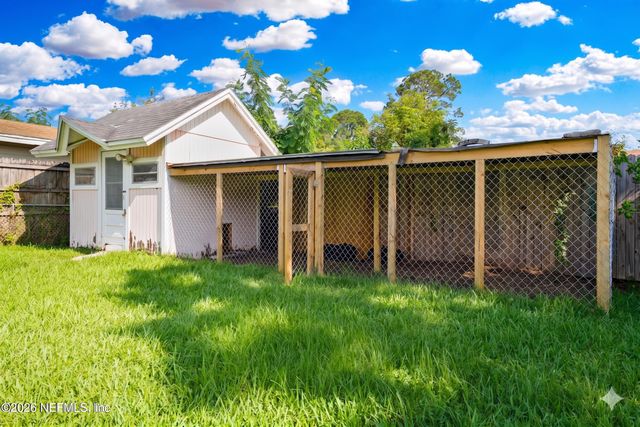 5639 BENEY Road, Jacksonville, FL 32207