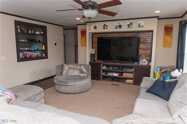 4691 Scenic Drive, Ravenna, OH 44266