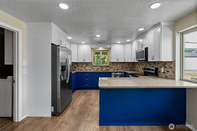 2301 120th Street E, Tacoma, WA 98445